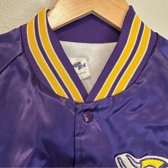 Vintage Minnesota Vikings Purple Satin Bomber Jacket - Picture 9 of 13
